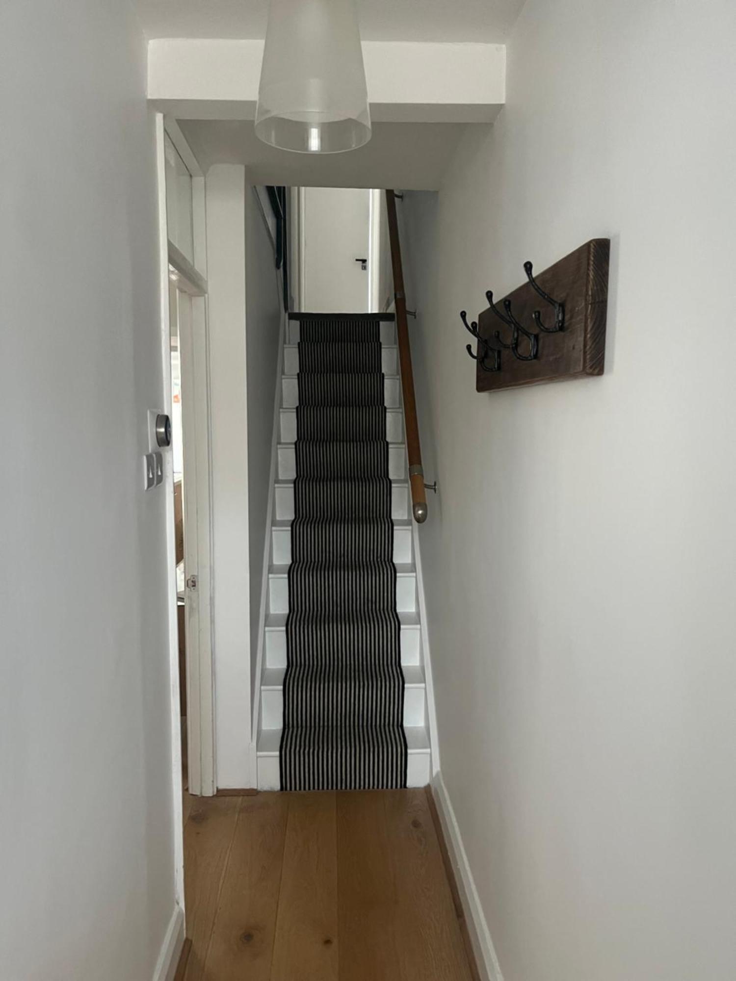 Spacious And Stylish Home Bath Ngoại thất bức ảnh