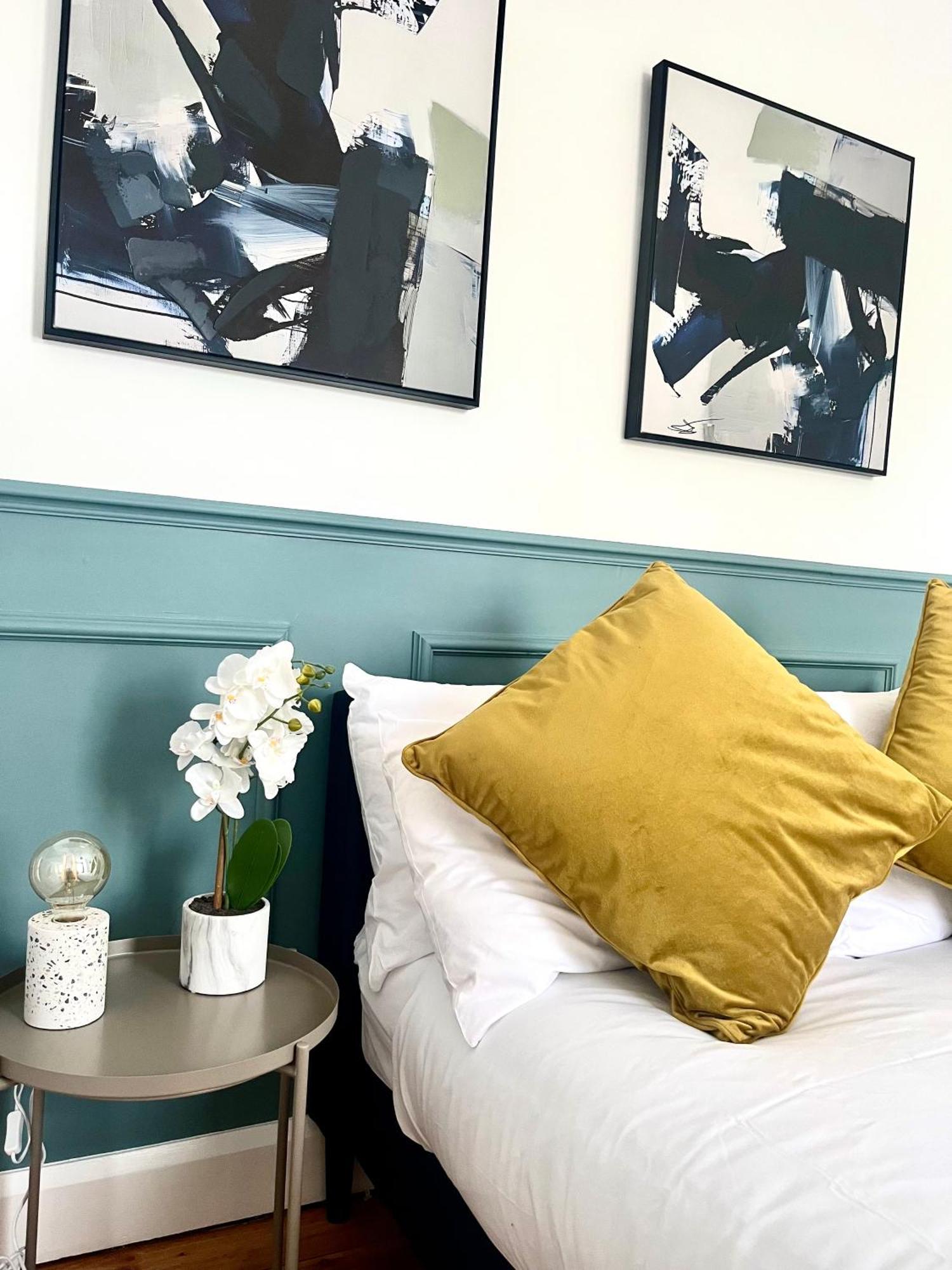 Spacious And Stylish Home Bath Ngoại thất bức ảnh